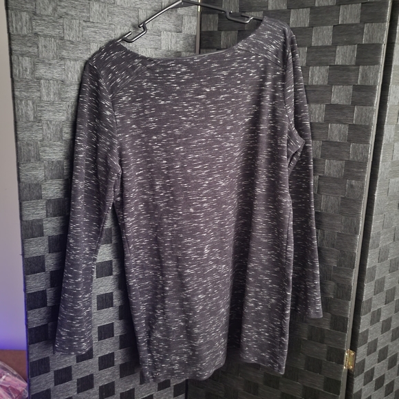 Old Navy Black Heather Maternity Sweater (L) - AH0405 - Picture 2 of 3